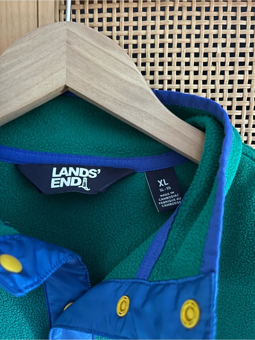 Lands' End Boys XL Colorblock Pullover